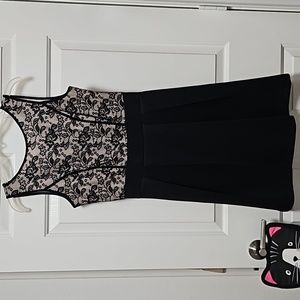 🖤Adorable & Sexy mark. Zipback Poly/Spandex Dress Size Medium
